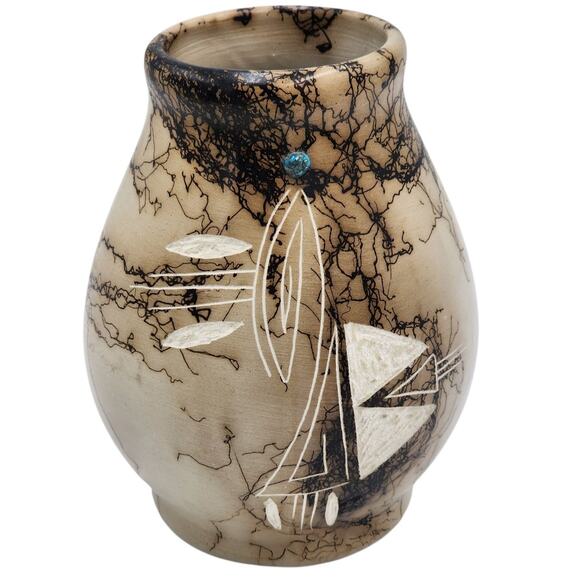 Native American Horsehair Pottery Vase Signed Southwest Etched Design Navajo 6" - Picture 1 of 14